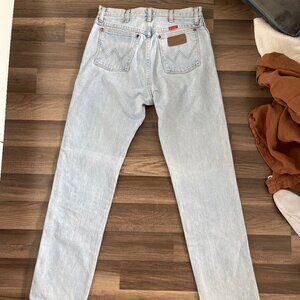 light blue wrangler jeans